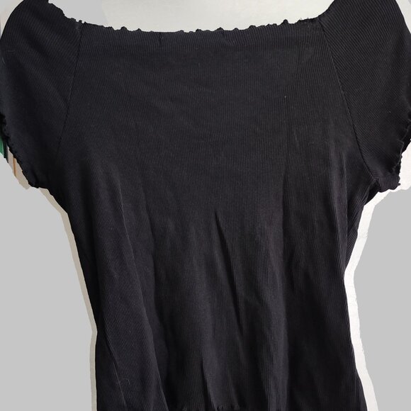 Lettuce Hem Crop Top - Picture 2 of 5